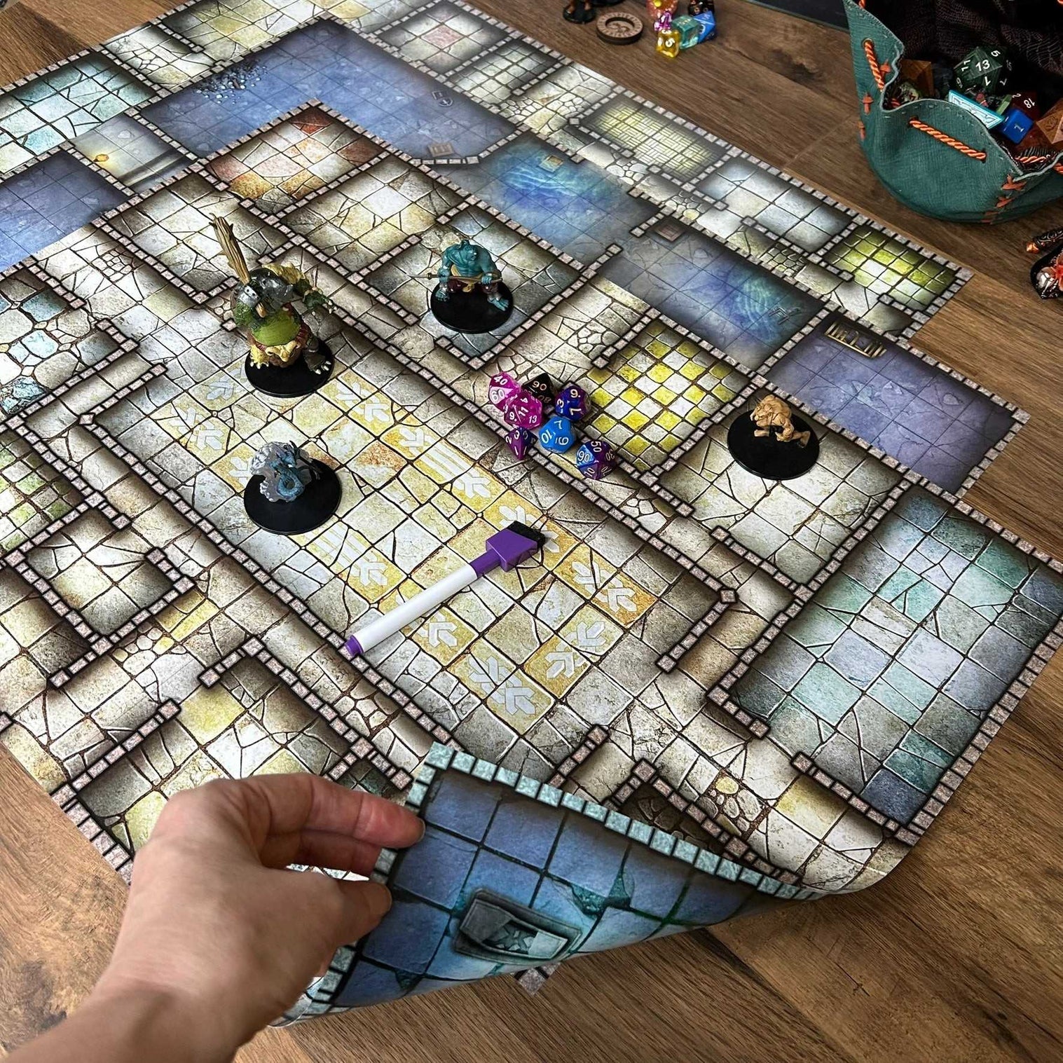 Essential RPG Battle Maps - Dungeon Set. 6 Dry Erase Battle Maps with 1 inch grid