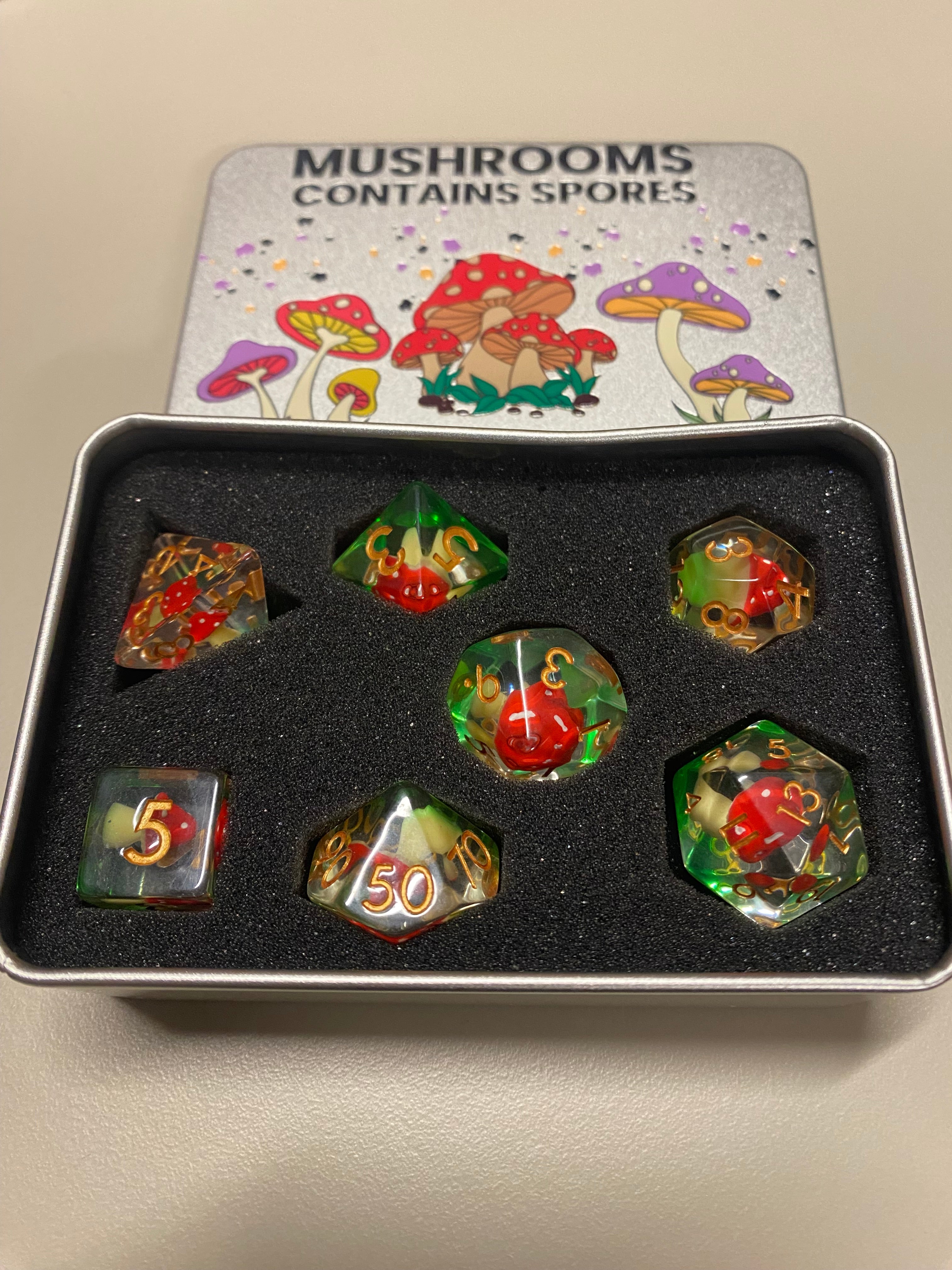 Mushroom dice